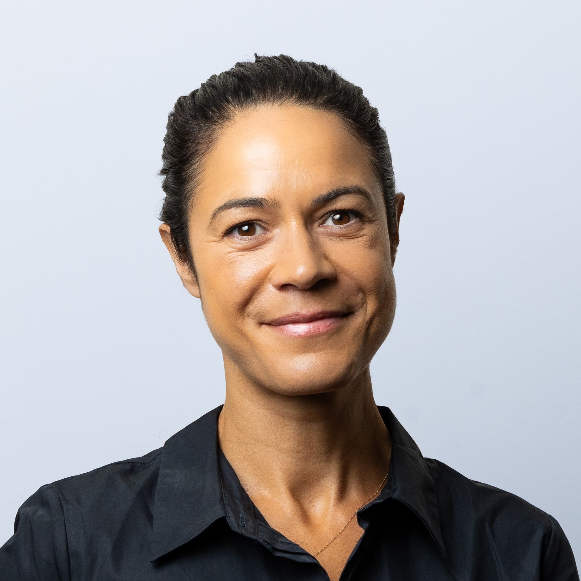 Baker & Partners Welcomes Meenaa Azmayesh in the Cayman Islands.