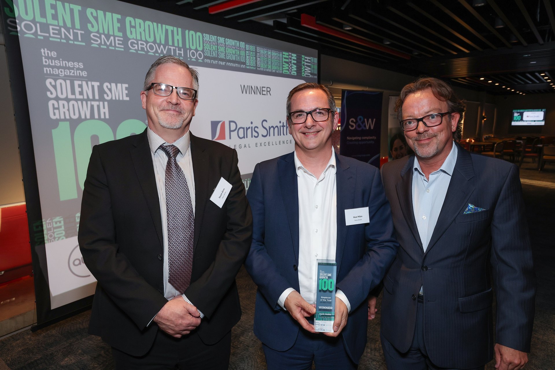 Paris Smith recognised as Employer of the Year at Solent SME Growth 100 Awards 2026