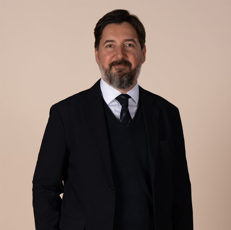 Seyfi Moroğlu, Partner