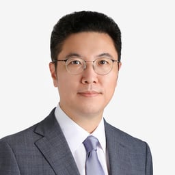 Kwang-Wook Lee