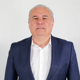 Miguel  Vega Otiñano