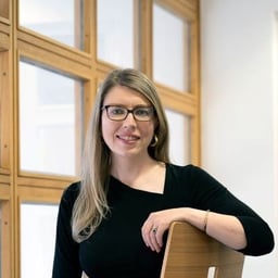 Louise Hunt