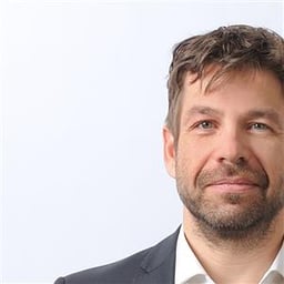 Robert Pelikán 