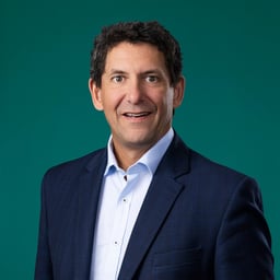 Nick Holuigue 