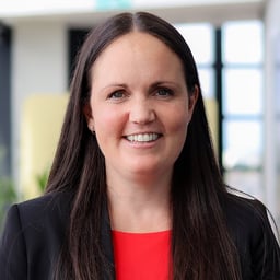 Claire MacLean