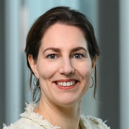 Manon van Bijlevelt