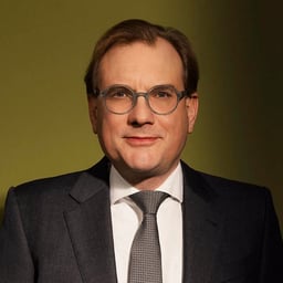 Michael Oberhuber, LL.M.