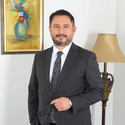 Nihat Erciyas