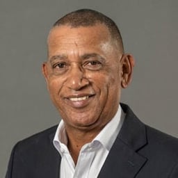 Rainor  Robinson