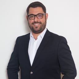 Maurício Esteves