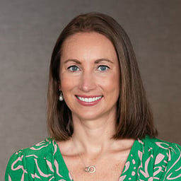 Stephanie Kay