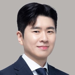 Sang Jin Lee