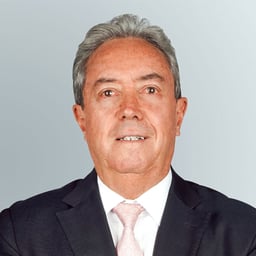 José Rafael Bustamante E.