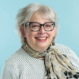 Kirstine MacRae