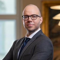 Luka Hribernik, LL.M.