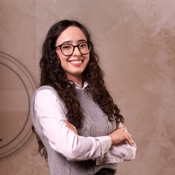 Laura  Maurina