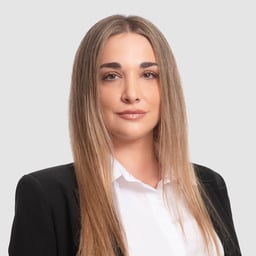 Vasiliki Velesioti