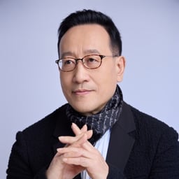 Ying Li
