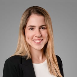 Alejandra  Fernández
