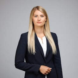 Elīna  Lesničenoka