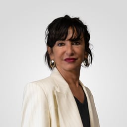 Angela Petrosillo 
