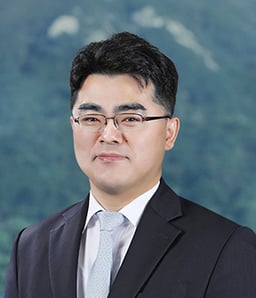 Tony Dongwook Kang 