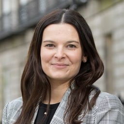 chloe wales