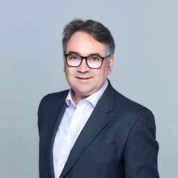 Simon Thomas