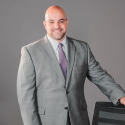 Cristian R. Stefan
