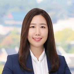 Sung Yun Kang