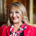 Ayesha Vardag 