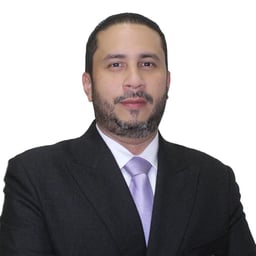 Carlos  Flores