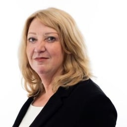 Leonie Caplan