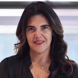Laura Souza