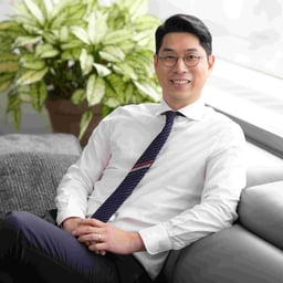 Dongsuk Shin