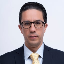 Roberto  Cardona