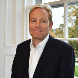 Simon Williams