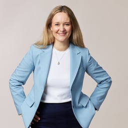 Ragnhild J. Nakling