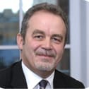 Stuart Henderson 