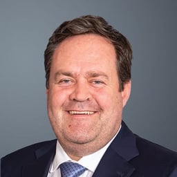Simon  Huxley 