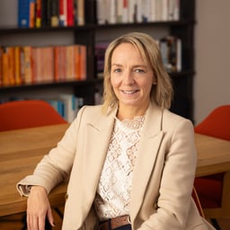 Lesley Larg