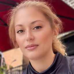 Janina White