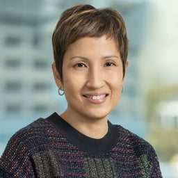 Sharon Lau 