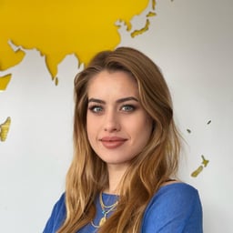 Naz  Kaylar