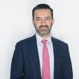 Luis Armendariz