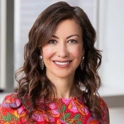 Anita Famili