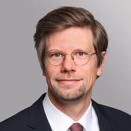 Julian  Pöhler