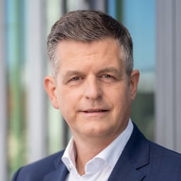 Jörg K. Menzer