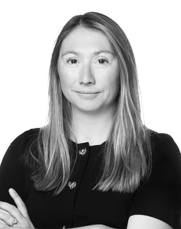Laura  Swaine 