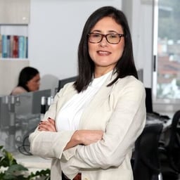 Ana María Olave